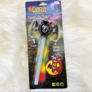 Pumpkin Masters Pumpkin Pal Stake Light Effects for Decorating